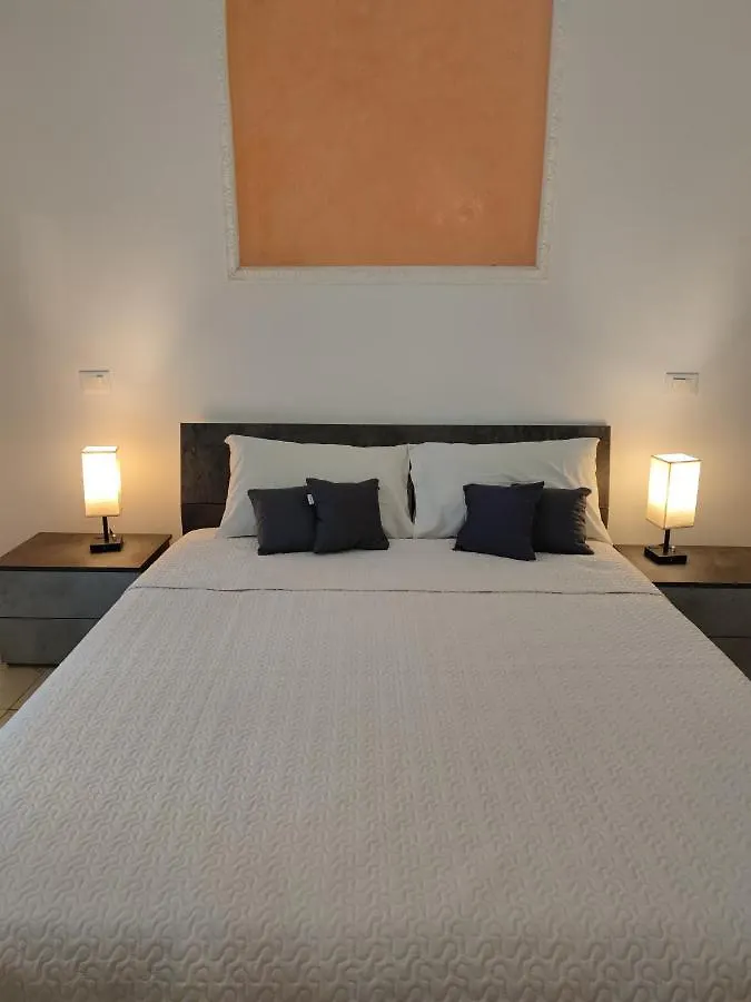 Bosuites Roma 0*,